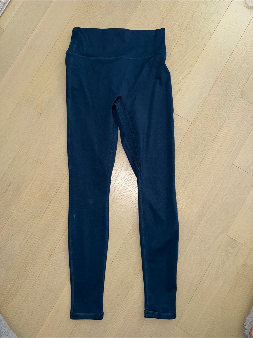 Fabletics Trinity High-Waisted Pocket Legging in Deep Navy
